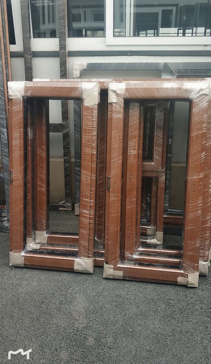 鞍山市天乙門窗工業(yè)有限公司沈陽經(jīng)銷商所訂貨品已完成，經(jīng)過檢驗(yàn)后進(jìn)行包裝，準(zhǔn)備發(fā)貨。(圖3)